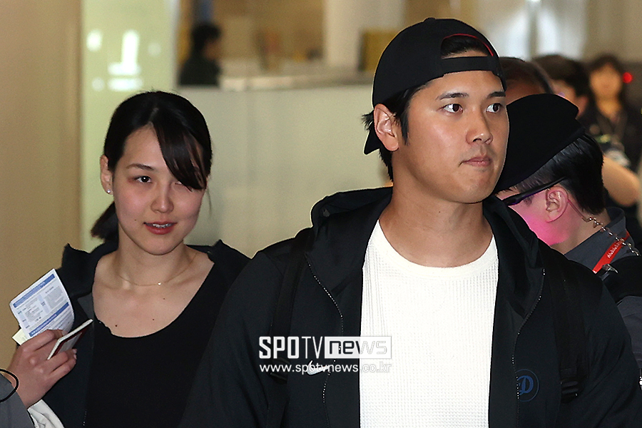 ▲ LA 다저스 오타니 쇼헤이는 지난 겨울 자신의 SNS를 통해 결혼을 깜짝 발표하면서 주목을 받았다. 오타니의 아내인 다나카 마미코는 농구선수 출신으로 알려져 있다. ⓒ곽혜미 기자