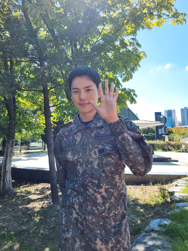 몬스타엑스 민혁, 3일 만기 제대..군복무 마치고 몬베베 품으로 돌아왔다