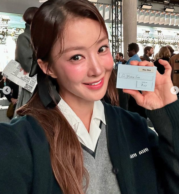 이시영, 성형 논란에 쿨한 응수 "매일 다른 사람 만들어줘"
