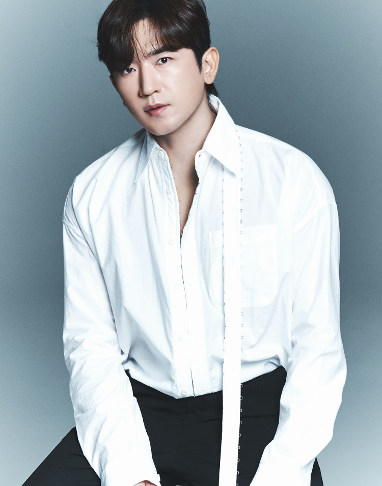 신화 이민우, 연극 도전…'레미제라블' 출연 "연기자로 새롭게 변신"