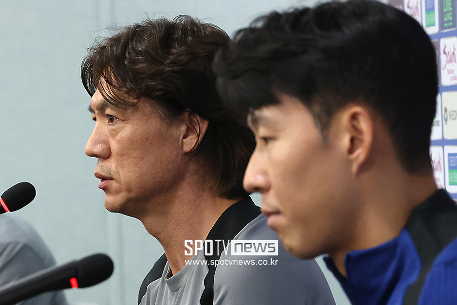 ▲ 홍명보 감독과 손흥민(왼쪽부터) ⓒ 곽혜미 기자