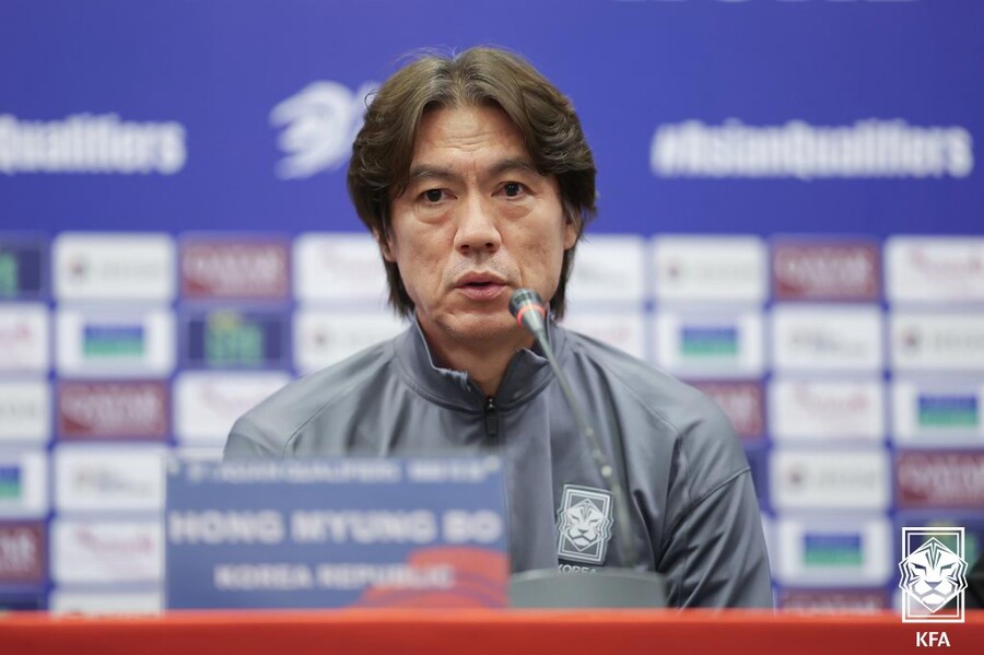 [암만NOW] "한국 축구가 부패했다는데?" 요르단 기자 날 선 질문받은 홍명보 감독 "경기 외적인 일이다"