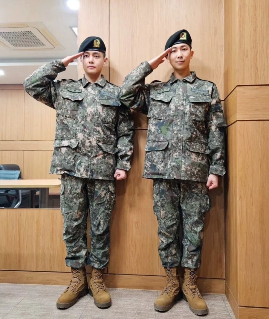 "작가님 축하드려요" 한강, 노벨문학상 수상…방탄 RM·뷔도 '감격'