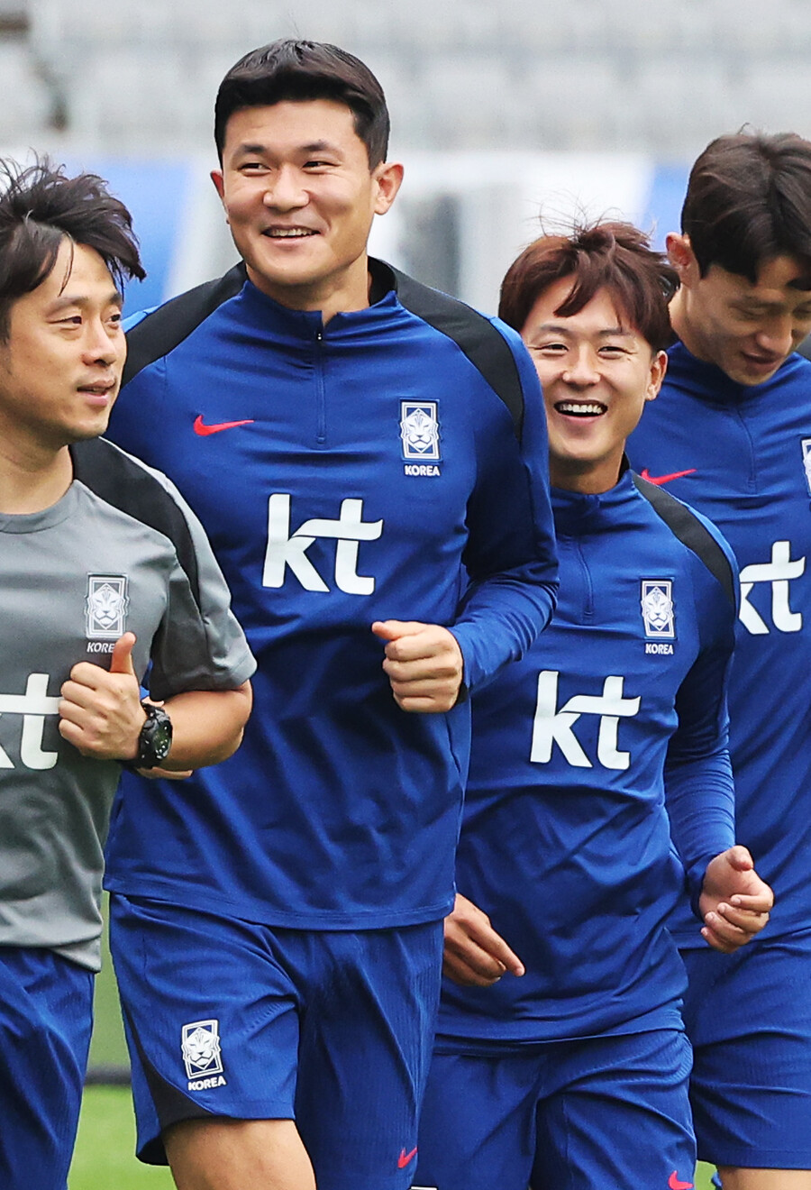 ▲ 2026 국제축구연맹(FIFA) 북중미 월드컵 아시아지역 3차 예선 이라크전을 앞둔 대한민국 축구 국가대표팀 14일 오후 경기도 용인미르스타디움에서 훈련하고 있다.  ⓒ 연합뉴스