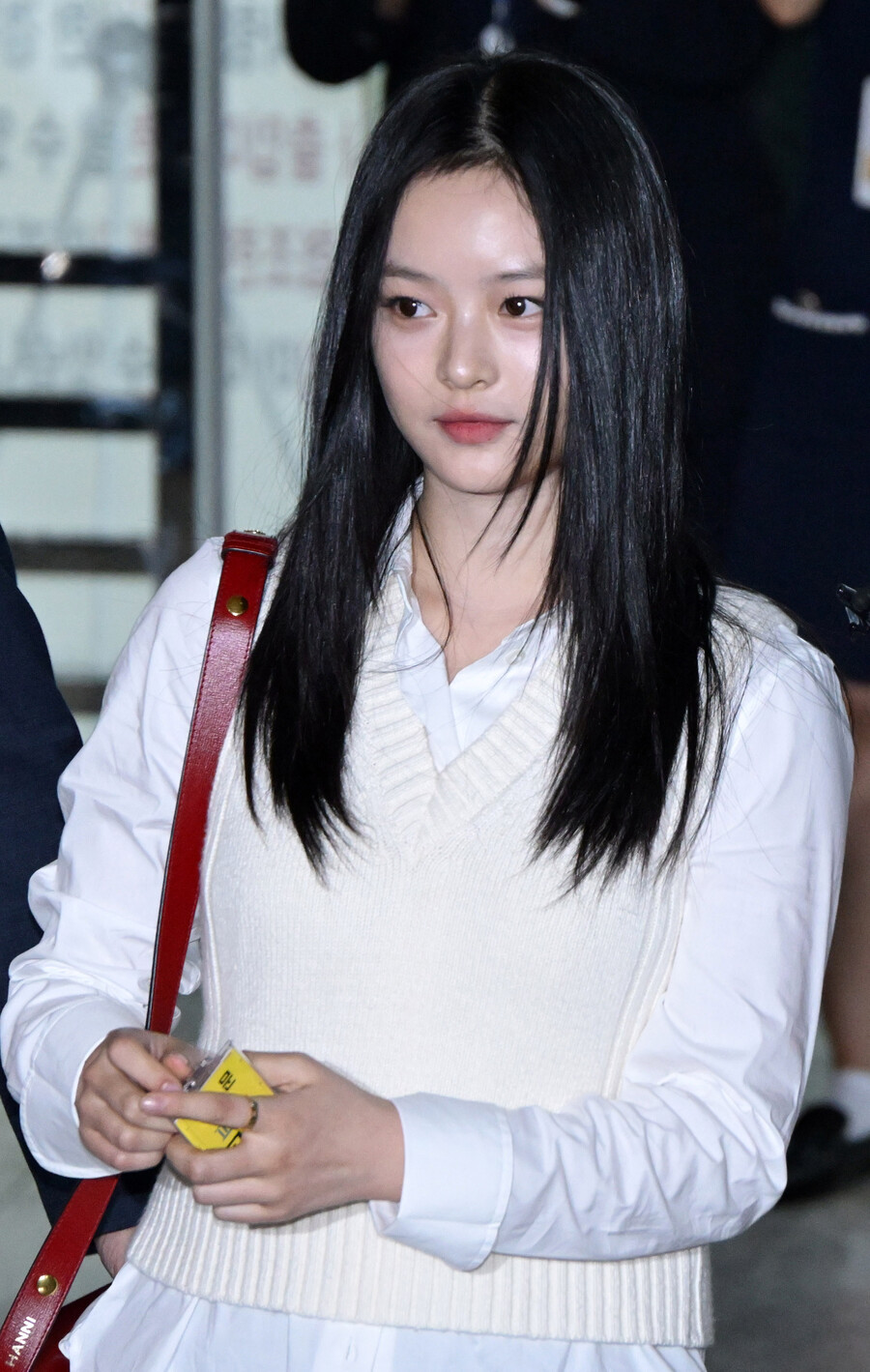 뉴진스 하니 "다르게 성공한 우리, 하이브가 낮추려 해…더 이상 가만히 있을 수 없어"