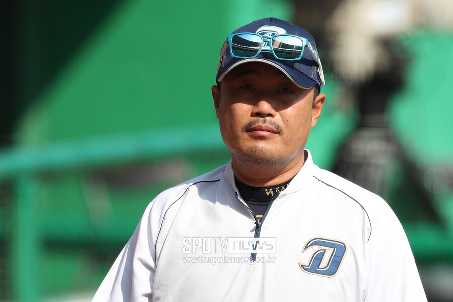 "장기적 강팀 만들 적임자" NC '이호준 감독 시대' 열렸다…사령탑 공백 33일 만에 결단, 3년 총액 14억