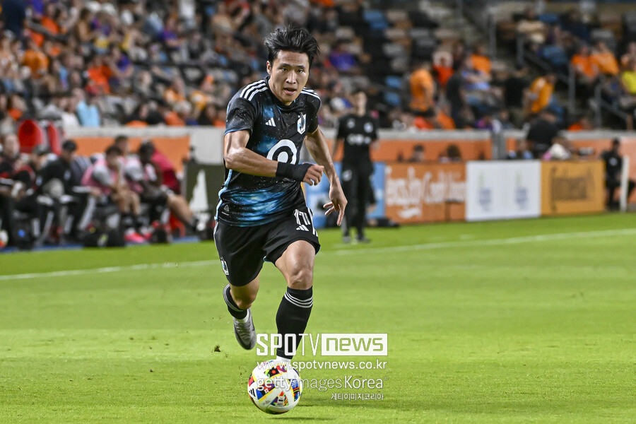 ▲  '코리안 음바페' 정상빈(미네소타 유나이티드)이 미국 메이저리거 사커(MLS) 34라운드 이주의 팀에 선정됐다. 정상빈은 지난 20일 홈구장 알리안츠 필드에서 열린 2024시즌 MLS 정규리그 세인트루이스 시티와 최종전에서 멀티골을 터뜨렸다. 최종전에서 두 골을 더한 정상빈은 6골 1도움으로 2024시즌을 마무리했다.