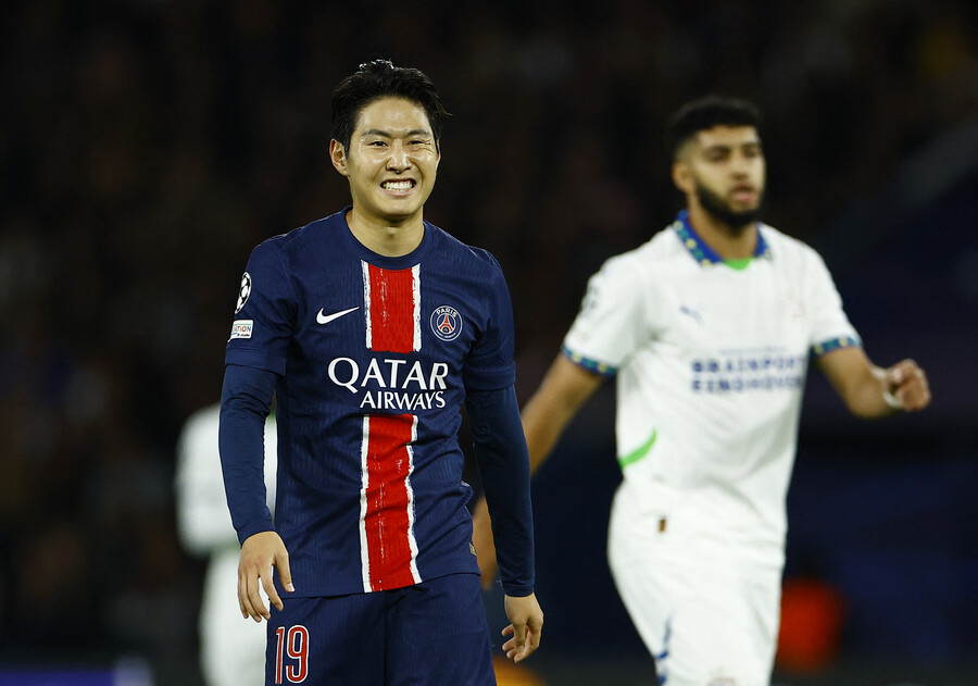 [UCL REVIEW] '전방 압박+강력한 슈팅' 이강인 68분 활약…PSG, 에인트호번과 1-1 무승부