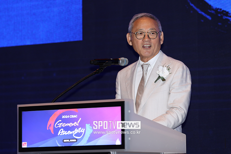 유인촌 장관, 故김수미와 '전원일기' 모임도 미뤘는데…"가족 잃은 슬픔"