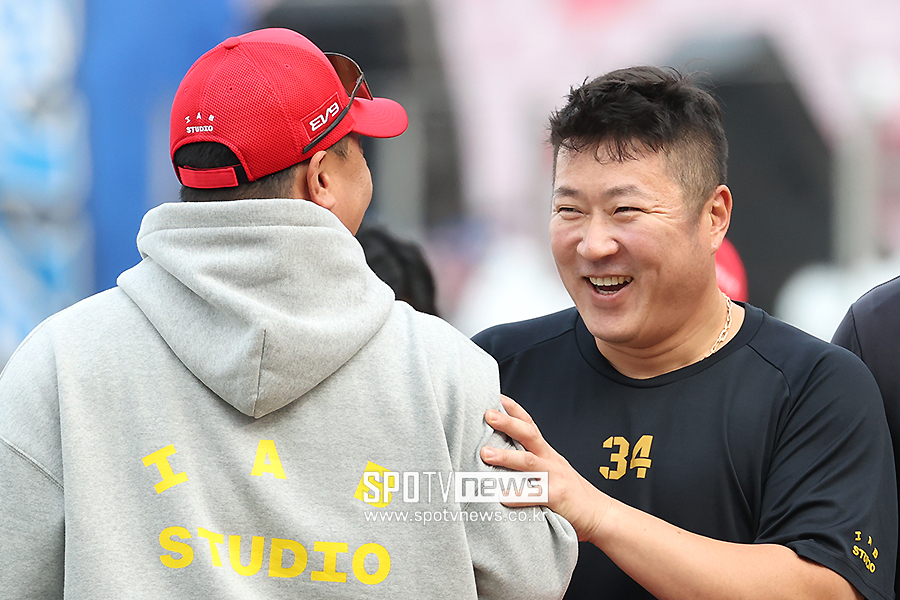 ▲ 최형우 이범호 감독 ⓒ곽혜미 기자