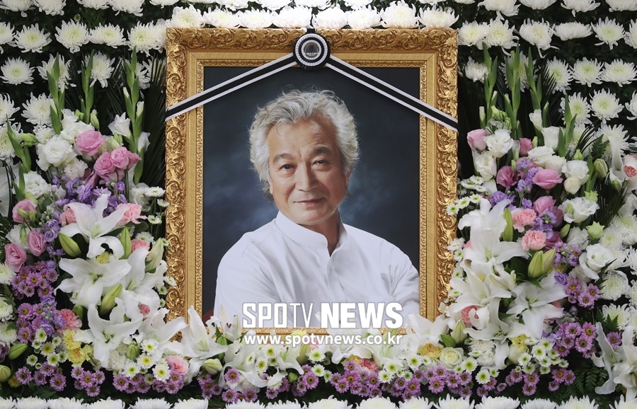 故신성일 오늘(4일) 6주기…영원한 '맨발의 청춘'