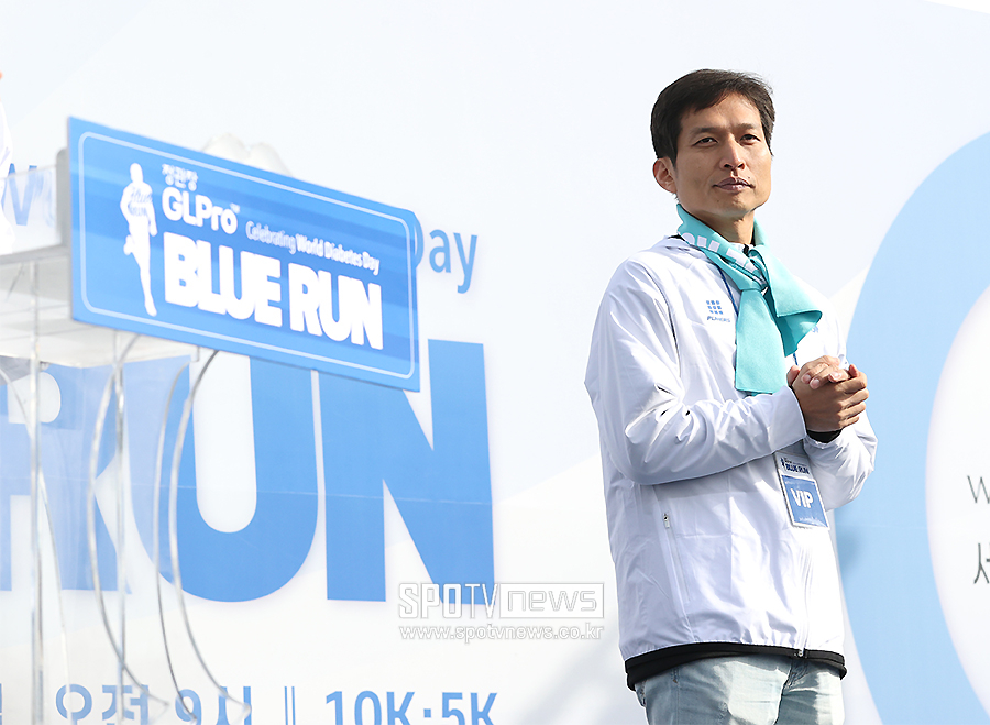 [포토S] 시상 나선 김양진 KGC인삼공사 건식사업본부장