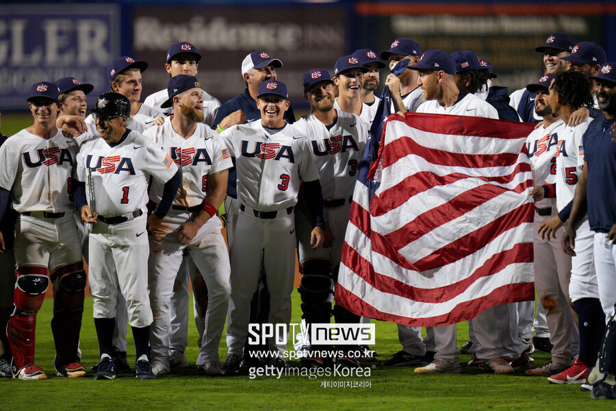 3루타 뺀 사이클링히트 완성, 특급 유망주 일냈다…미국, 네덜란드에 8회 12-2 콜드게임 승리