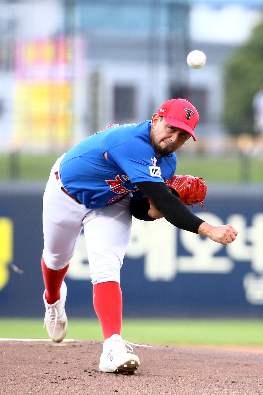 KKKKKKKKKK…KIA 입단→4승→퇴출 투수 대반전, 10K 폭풍투에 美 꼼짝 못했다