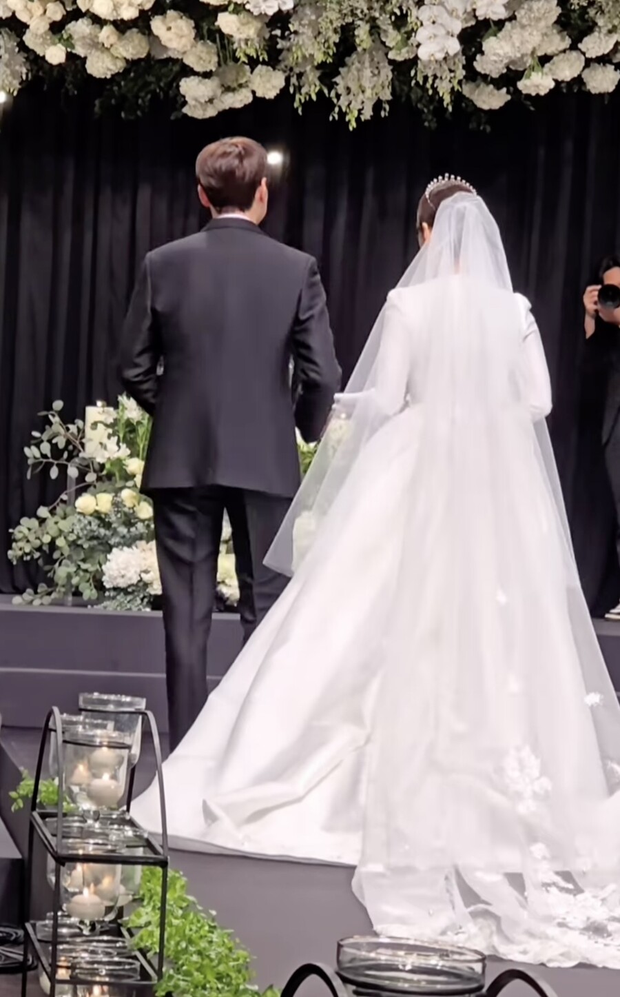 "경훈아 잘 살아" 민경훈♥'아형'PD 결혼에 쏟아진 축하세례[종합]