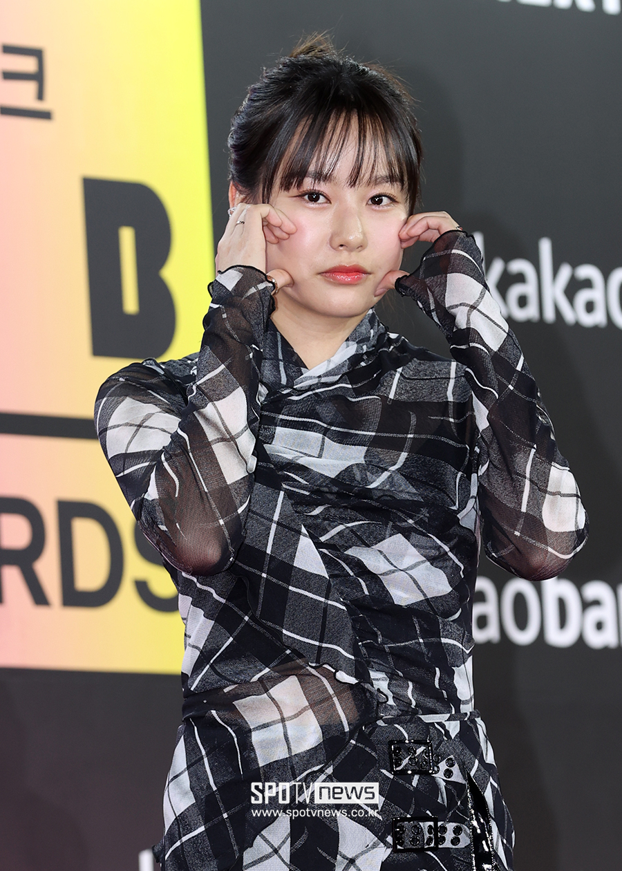 [포토S] 김유나, '볼하트 뿅!'