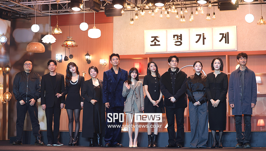 [포토S] '조명가게'의 주역들