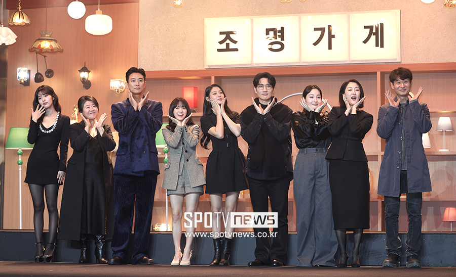 [포토S] '조명가게, 반짝반짝'