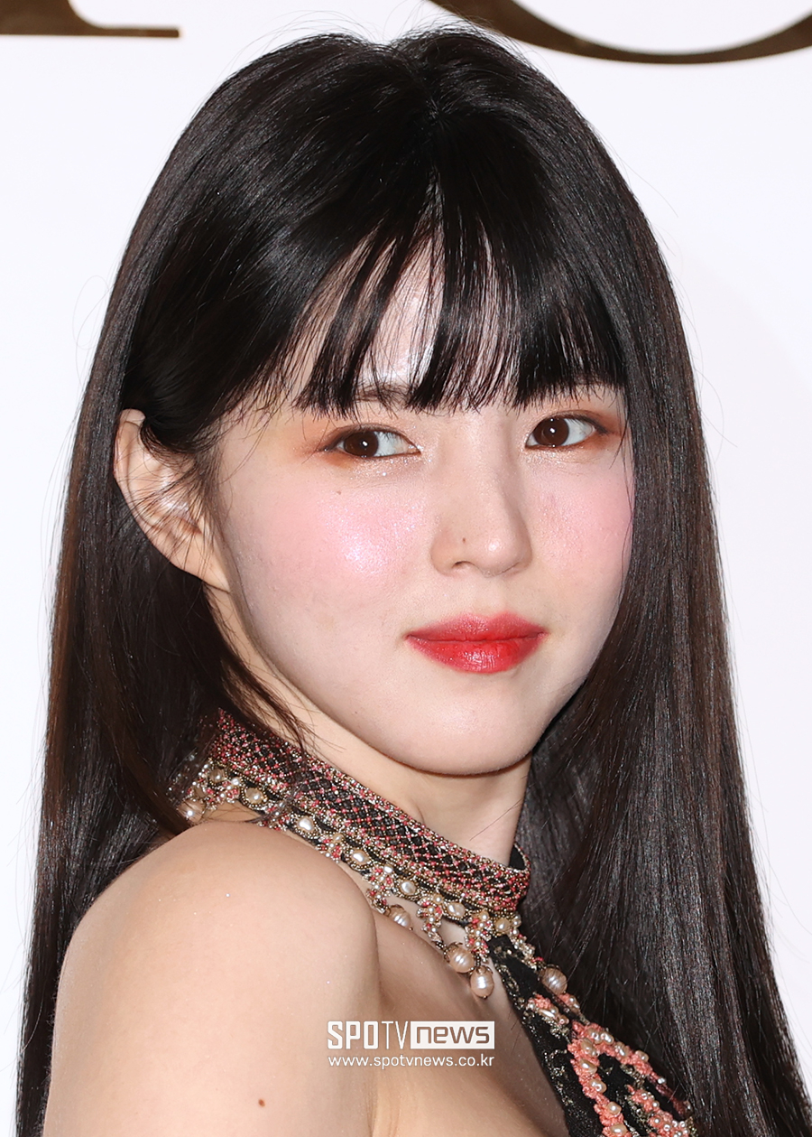 [포토S] 한소희, 클로즈업에도 살아남는 미모