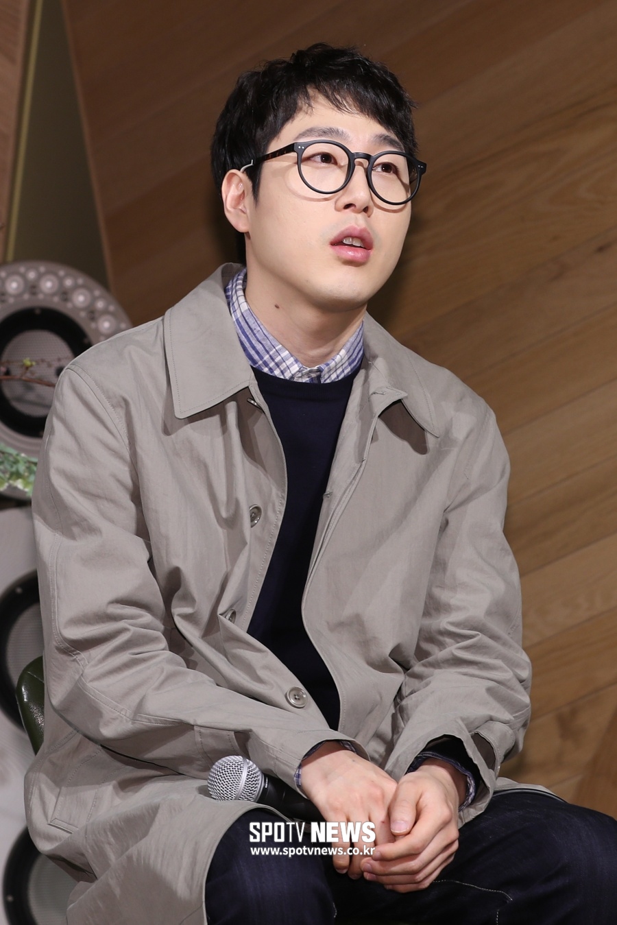 장범준, 비상계엄 사태에 공연 취소 "관심 가지고 뉴스 봐주길"