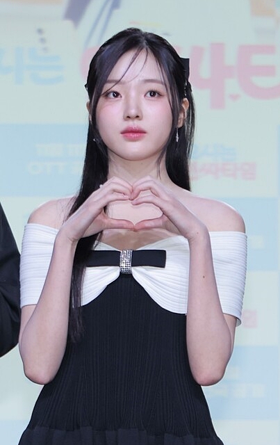 "계엄군 똑똑히 봐"..'김우석♥' 강나언, 모교 한예종 시국선언 동참