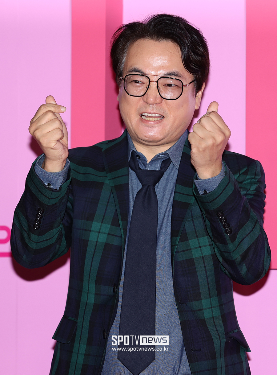 [포토S] 이서환, 파워풀한 하트
