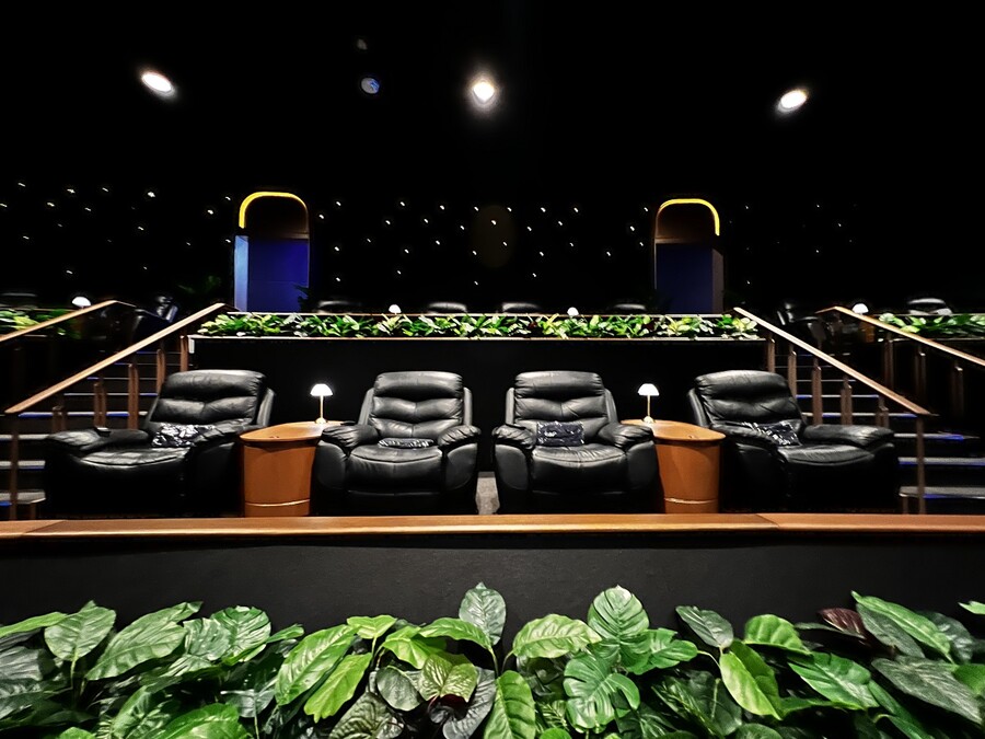 CGV, 프리미엄 기술 특별관으로 글로벌 시장 공략 나서