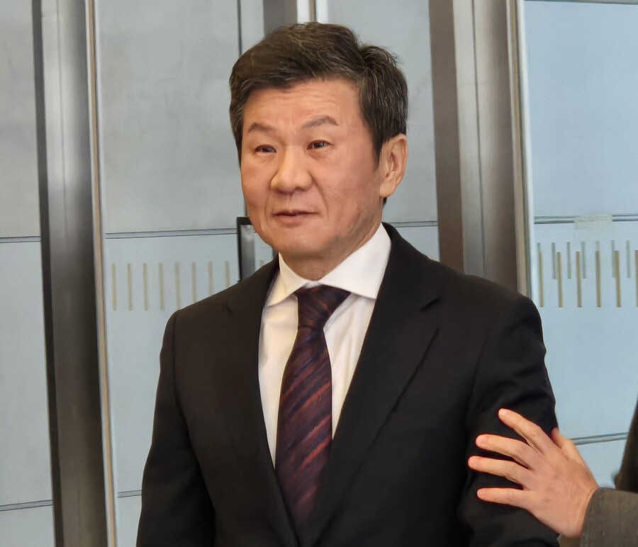 '비판 여론은 무시' 스포츠공정위, 정몽규 축구협회장 4연임 도전 승인…허정무·신문선과 3파전