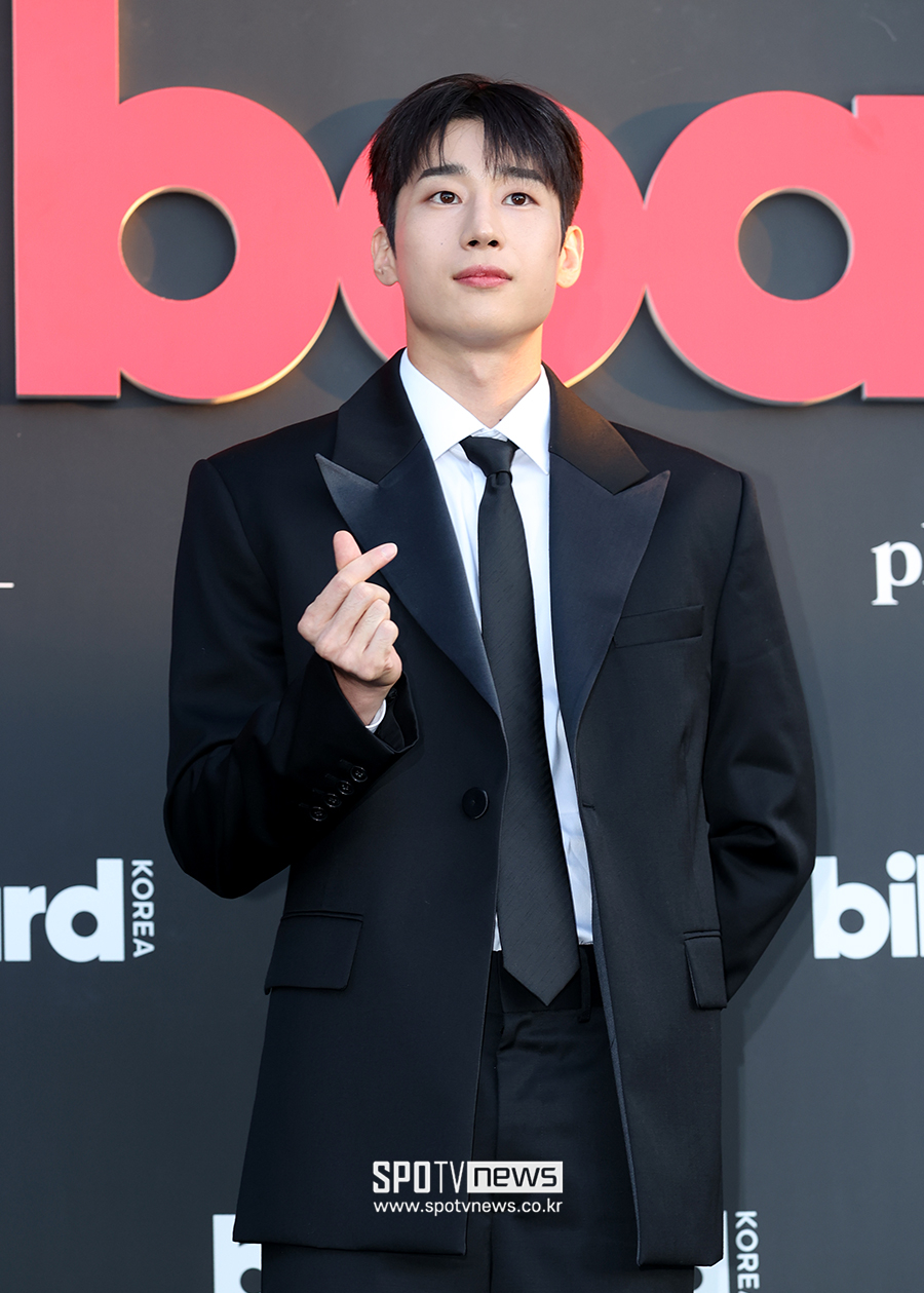 [단독]한승우, 새 소속사 찾았다…배진영과 아우라엔터 한솥밥