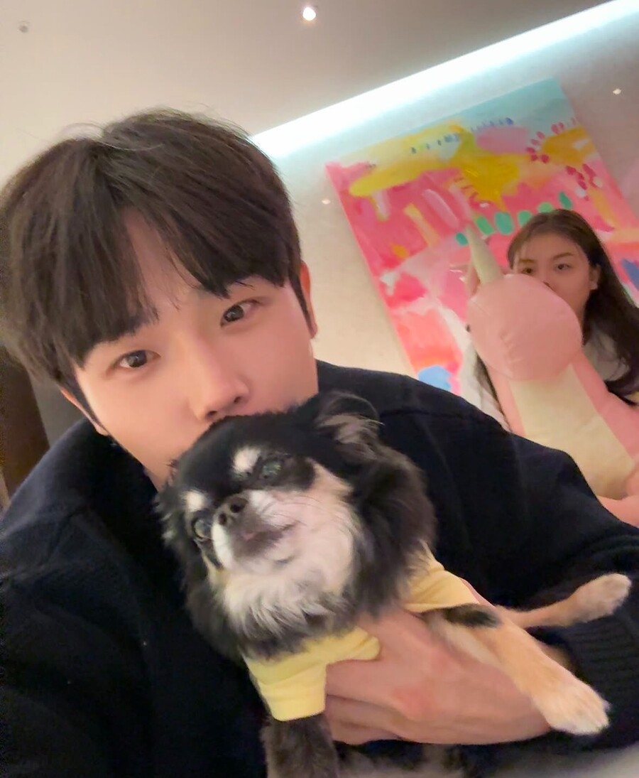 ▲ 최시훈(왼쪽), 에일리. 출처| 최시훈 SNS