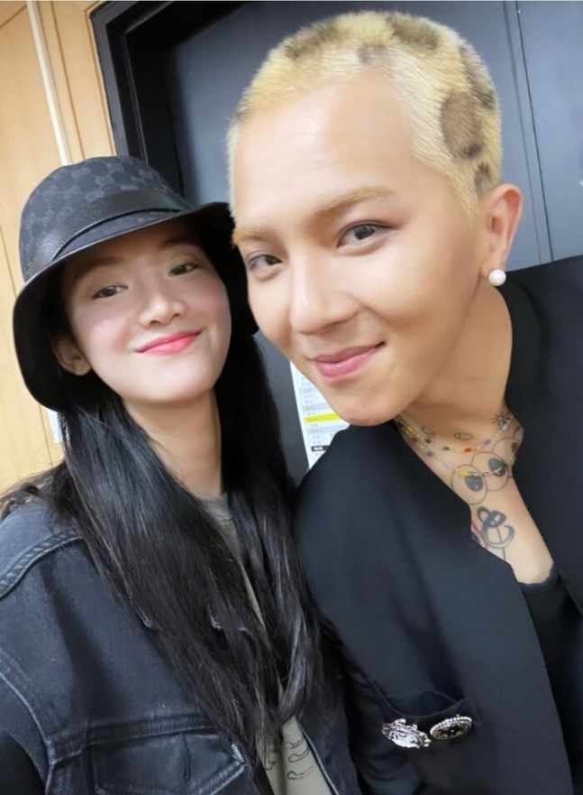 송민호♥박주현, 2년째 열애 중?…양측 "사생활" 인정도 부인도 안했다[종합]