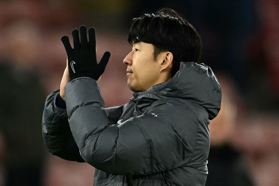 손흥민의 우승 열망 진심으로 간절한데…포스테코글루는 부담스럽고 절망적인 소식을 들고 왔다