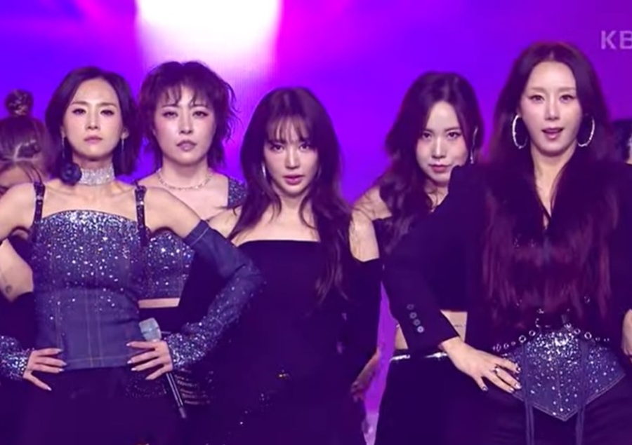 ​▲ 베이비복스. 출처|KBS2 '가요대축제'▲베이비복스. 출처|KBS2 '가요대축제'