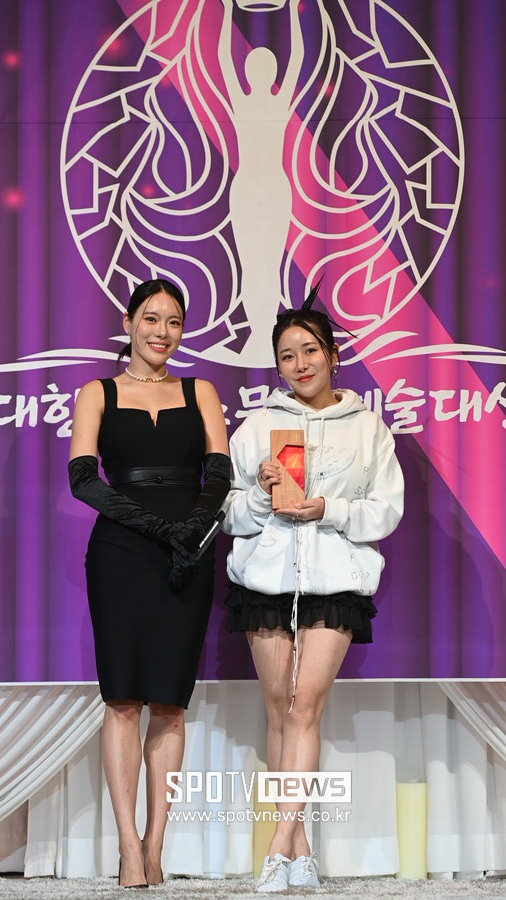 [포토] 퀸 와사비 "대한스포츠문화예술대상, 래퍼로 상 받았어요"