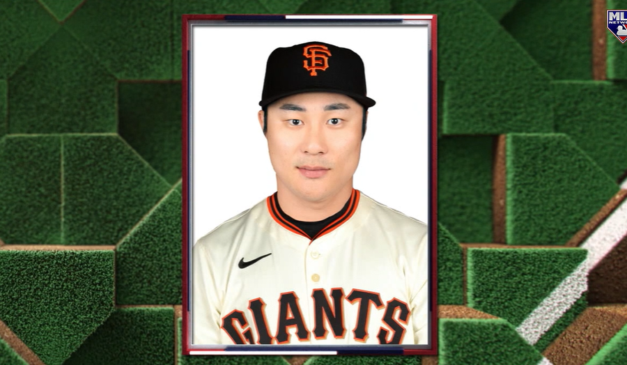 ▲ MLB네트워크에 등장한 김하성과 샌프란시스코 유니폼을 합성한 사진. '마차도 처남' 욘더 알론소 해설위원은 샌프란시스코 자이언츠에 유격수가 필요하다며 김하성을 추천했다. 그러나 샌프란시스코는 윌리 아다메스를 선택했다.