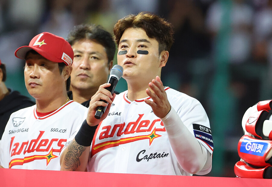 ▲ 올 시즌을 끝으로 화려했던 현역 생활을 마감한 추신수는 향후 SSG는 물론 한국 야구계에서 할 역할들에 큰 관심이 모이고 있다. ⓒ연합뉴스