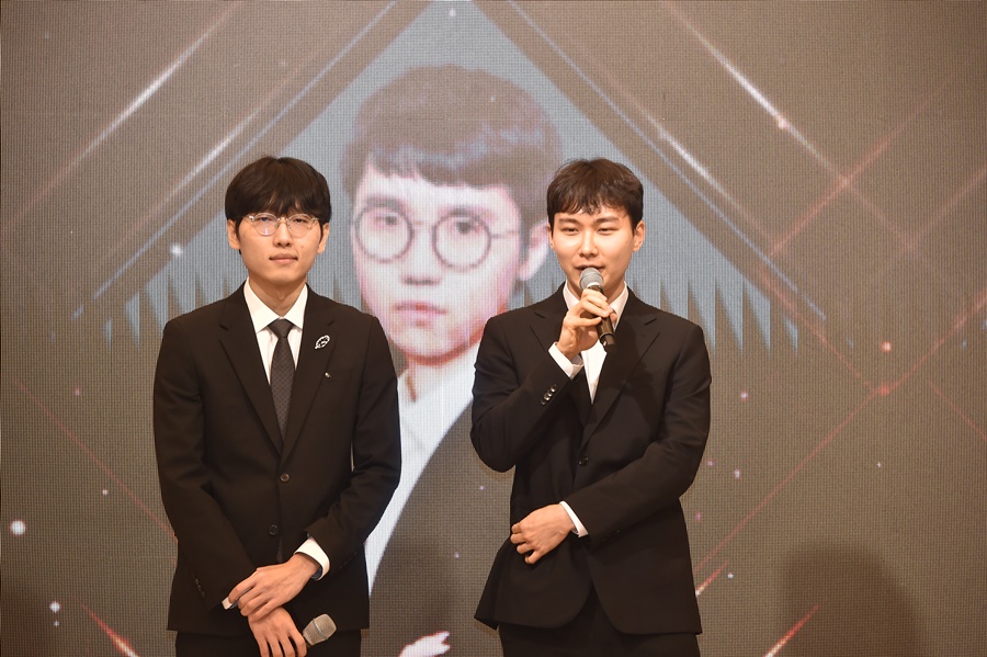 ▲ 신진서와 박정환(왼쪽부터) ⓒ 한국기원
