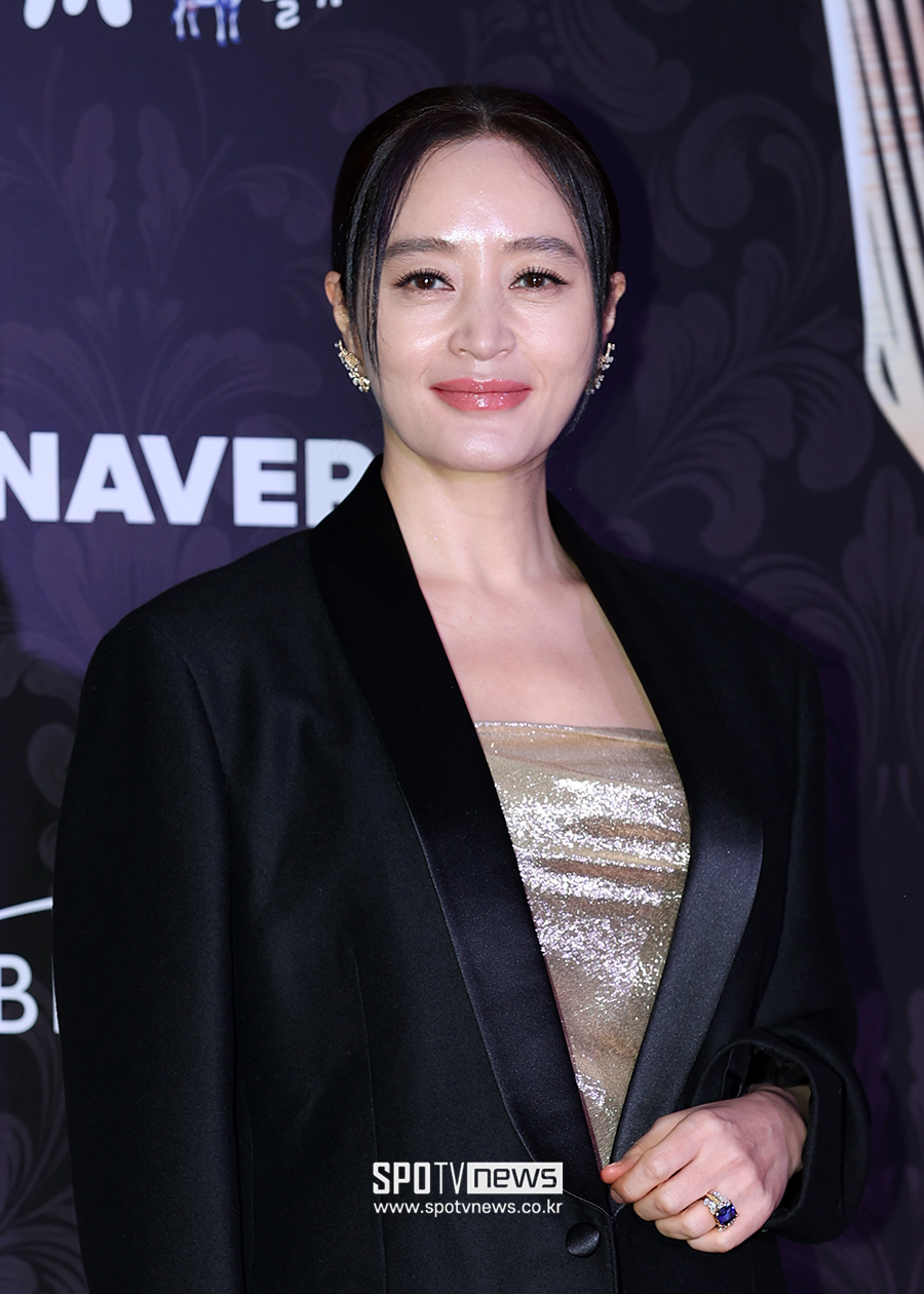 김혜수, 제주항공 여객기 추락사고 추모 "깊은 위로와 애도"