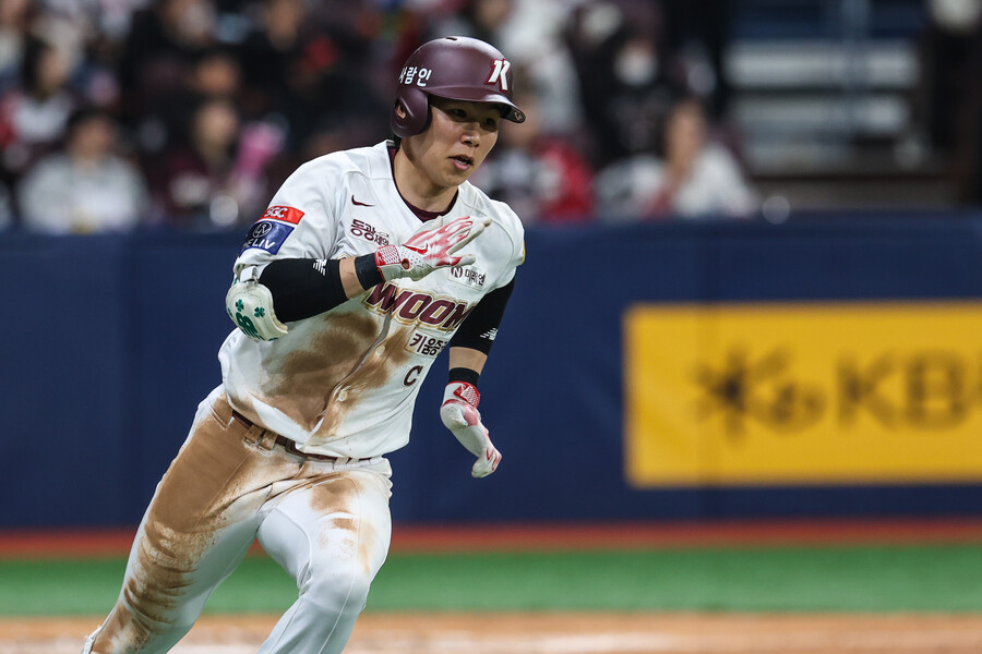 ‘운명의 이틀’ 김혜성 MLB 다년계약 오퍼는 받았다… 마지막 줄다리기, MLB도 주목한다