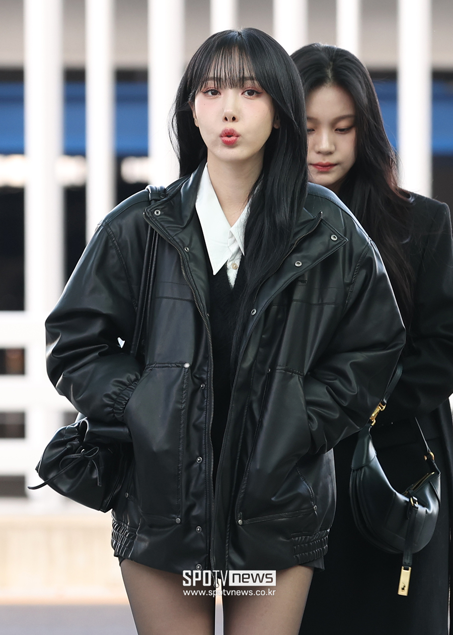 [포토S] 여자친구 신비, 귀여운 입술