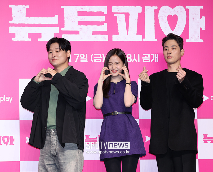 ▲ 윤성현 감독 지수 박정민 ⓒ곽혜미 기자