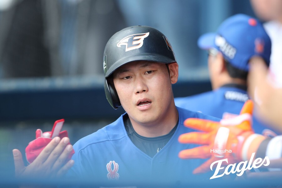 ▲ 하주석은 지난 해 개막전에서 주전 유격수로 출전하면서 절치부심하는 모습을 보였으나 시즌 초반에 찾아온 햄스트링 부상 여파로 부진을 면치 못했고 끝내 주전 자리 탈환에 실패, 64경기에 나와 타율 .292 1홈런 11타점 1도루로 만족스러운 결과를 얻지 못했다. ⓒ한화 이글스