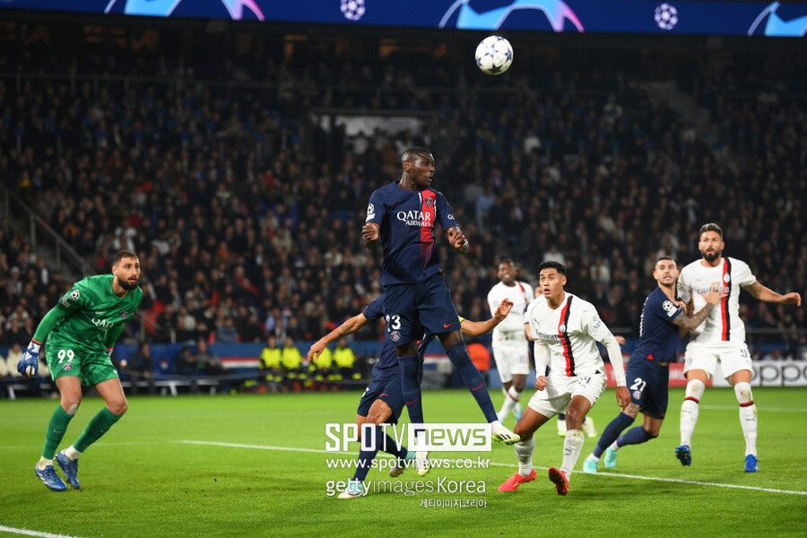 토트넘, 손흥민 홀대 논란…재계약 무산에 이어 콜로 무아니에게 주전 자리 약속