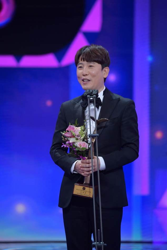 '비연예인 여친♥' 남창희 "조세호 부러워…올해 결혼 하고파"('라디오쇼')