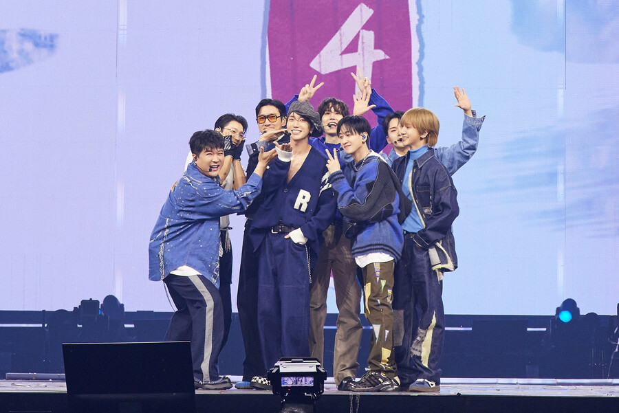 슈퍼주니어 "SM 30주년 함께해 행복…30년 후에도 우리가 설 수 있길"