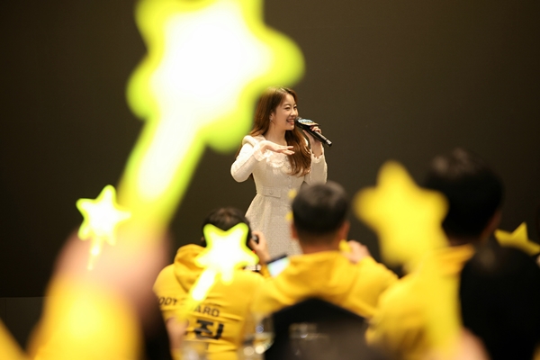 오유진, 생일기념 팬미팅 성료 "잊지 못할 추억과 에너지"