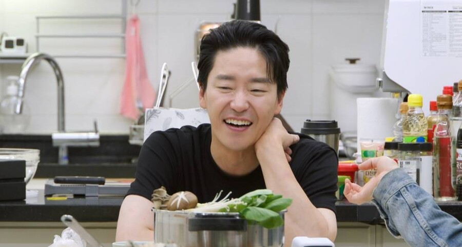 '새신랑' 엄기준 "♥아내에겐 애교 많아" 반전 고백('편스토랑')