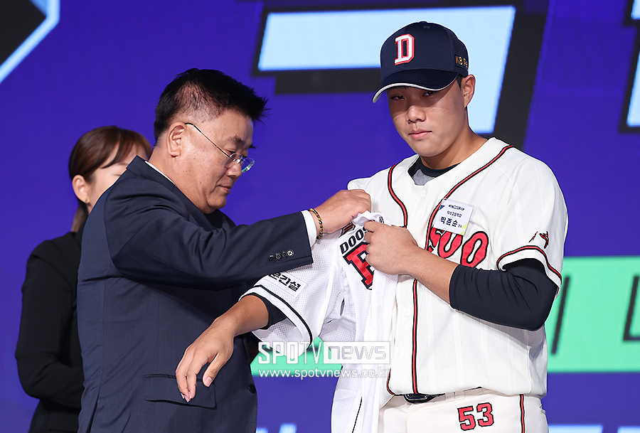 신인 박준순·홍민규 1군 캠프 간다…두산 베어스, 2025시즌 스프링캠프 계획 확정