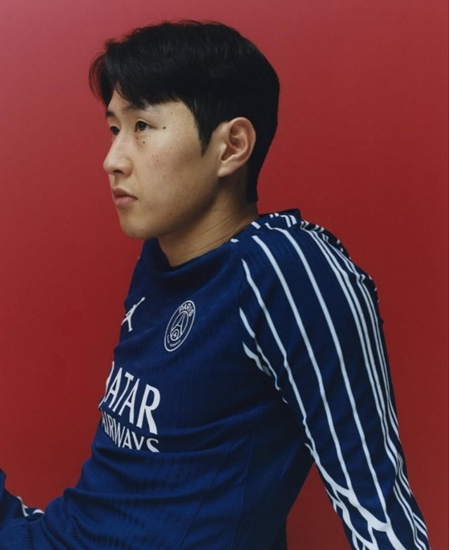 툭하면 이강인 삭제, 저평가 계속된다…'김민재 동기' 흐비차 왔다고 PSG 베스트 11 제외라니