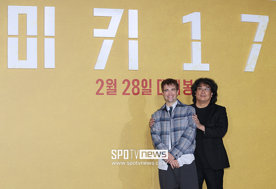 ▲ 로버트 패틴슨 봉준호 감독 ⓒ곽혜미 기자